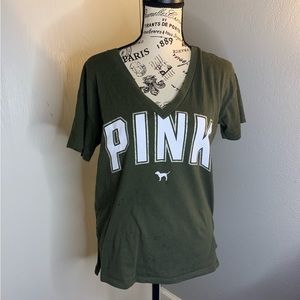 Slightly used - in great, clean condition
Ships fast with care!